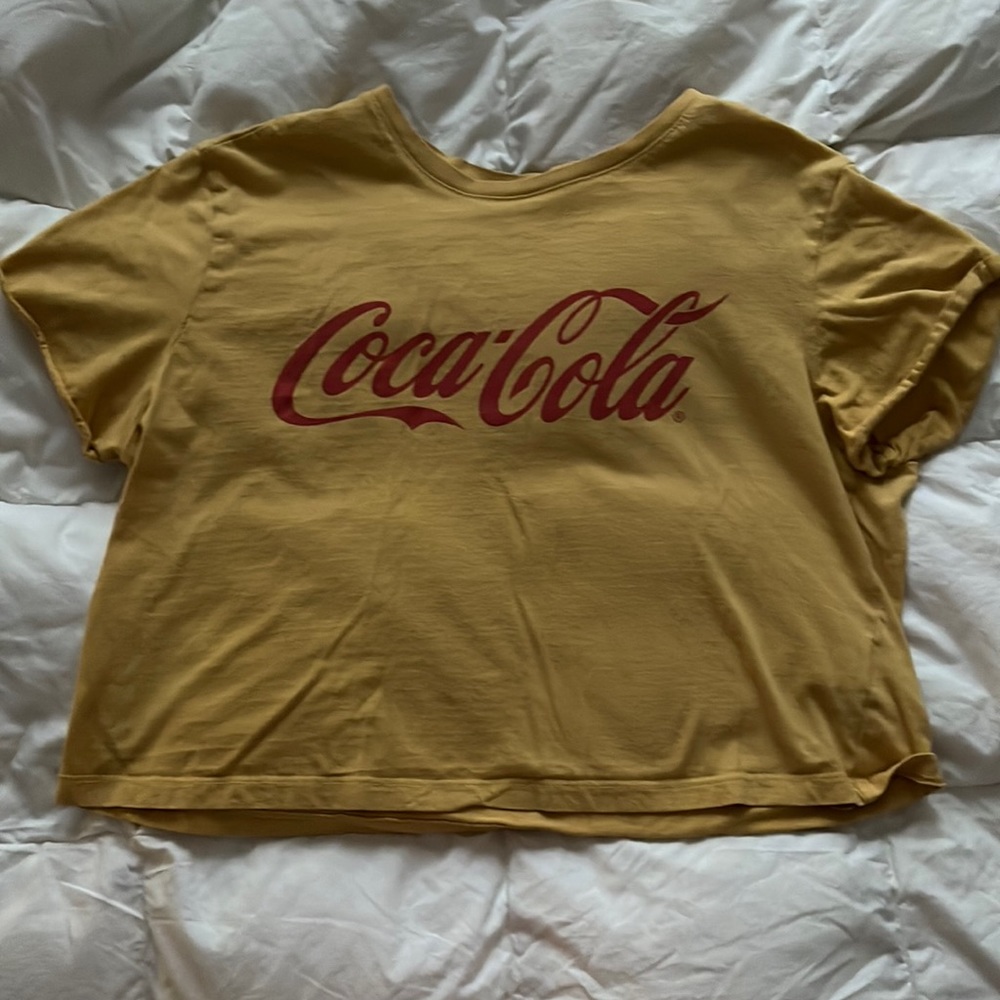 cute cropped coca cola shirt